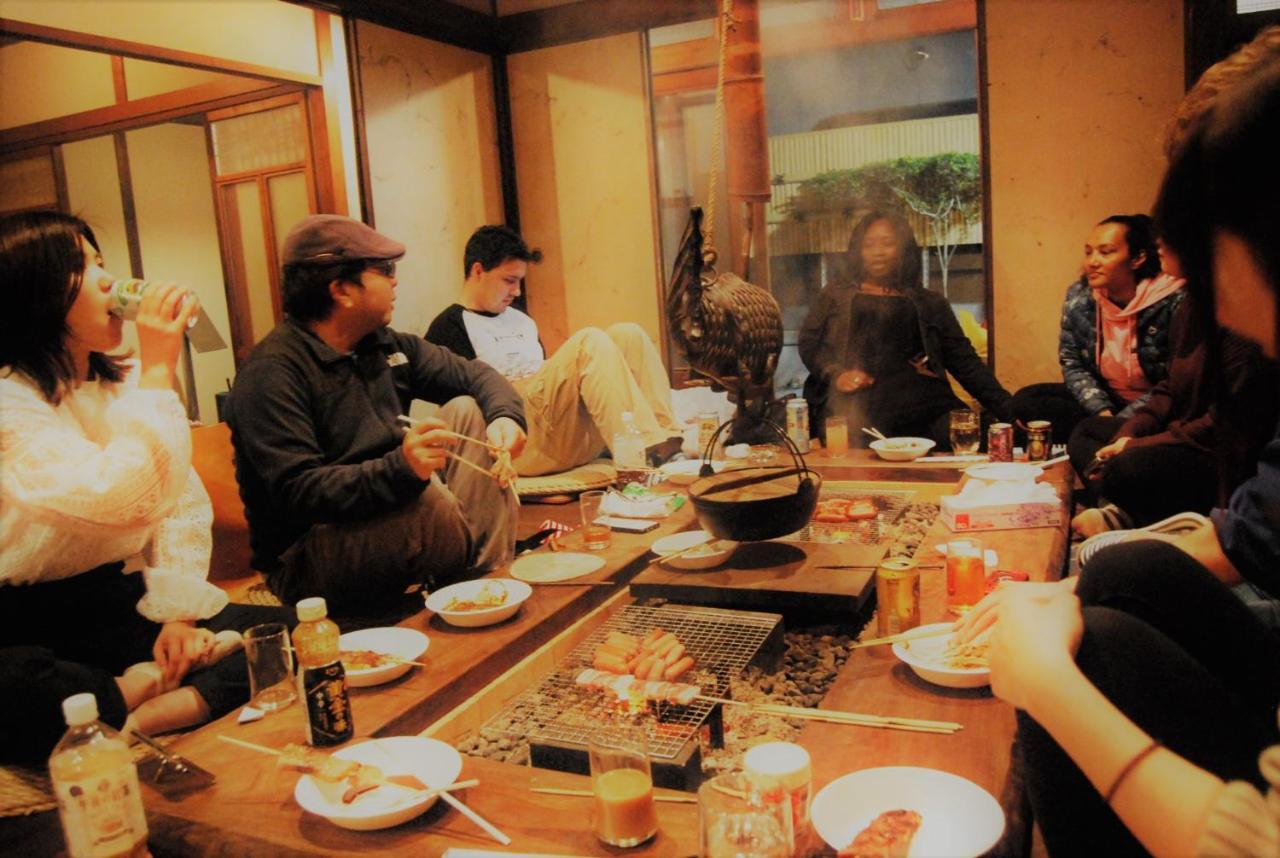 Guesthouse Omoya--全個室--囲炉裏のぬくもりと共にグループの絆を深める古民家宿でゆっくりとした時間を-6名部屋-6名部屋-8名部屋--最大20名-ペット同伴可は一室のみ- Macujama Kültér fotó