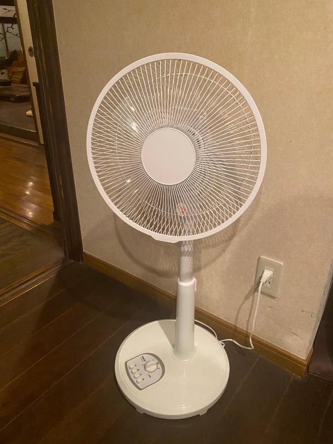 Guesthouse Omoya--全個室--囲炉裏のぬくもりと共にグループの絆を深める古民家宿でゆっくりとした時間を-6名部屋-6名部屋-8名部屋--最大20名-ペット同伴可は一室のみ- Macujama Kültér fotó